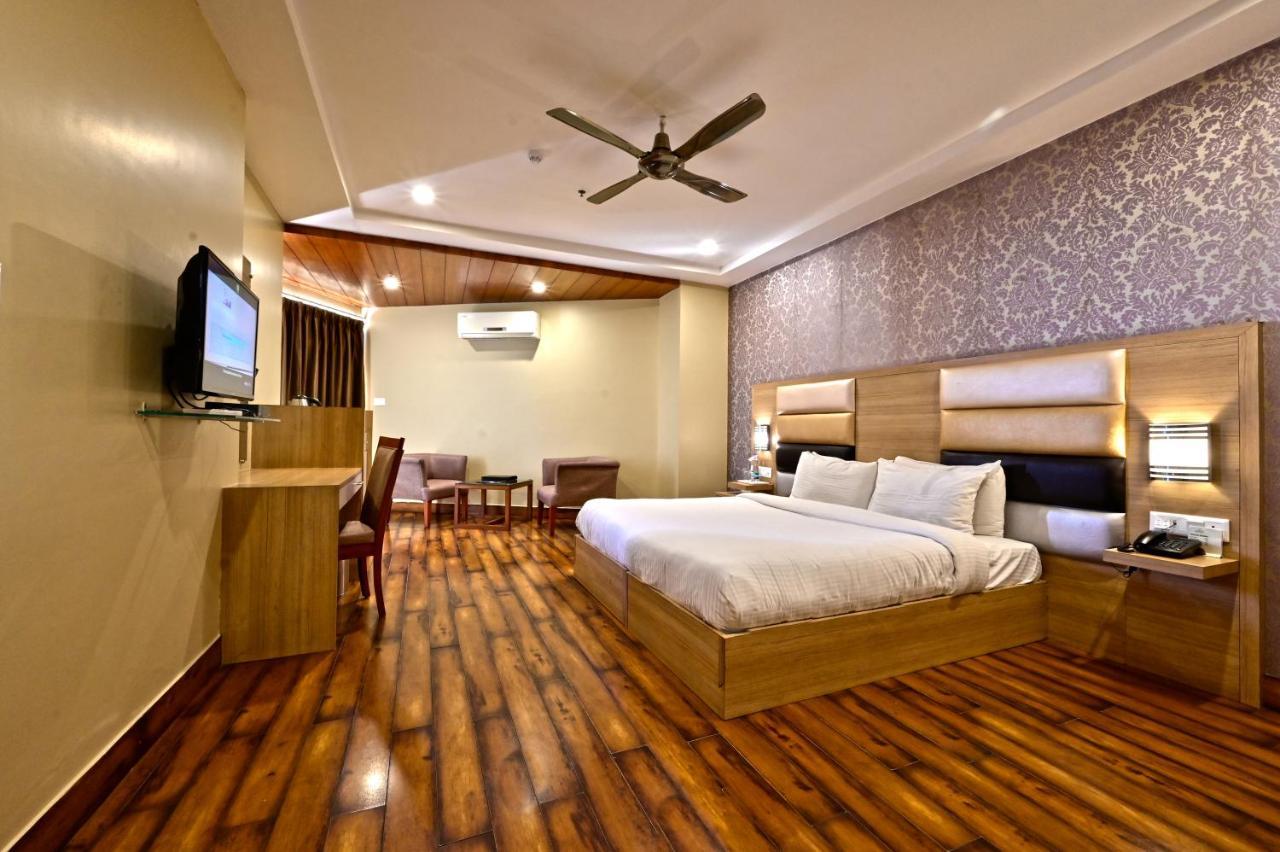 Hotel Inclover-A Peaceful Retreat Dharamshala Exterior foto